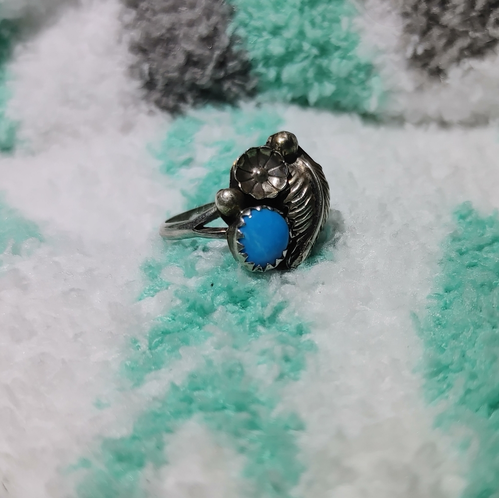 Silver Turquoise Ring Size 7